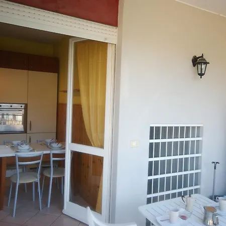 Dama Del Lago Apartment *